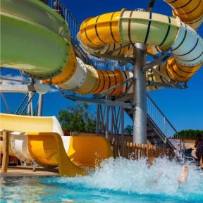 Chadotel Le Roussillon - vignette toboggan